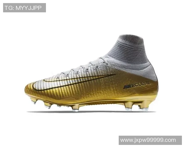 刺客球星足球鞋全方位展示 足下风采尽显精彩设计